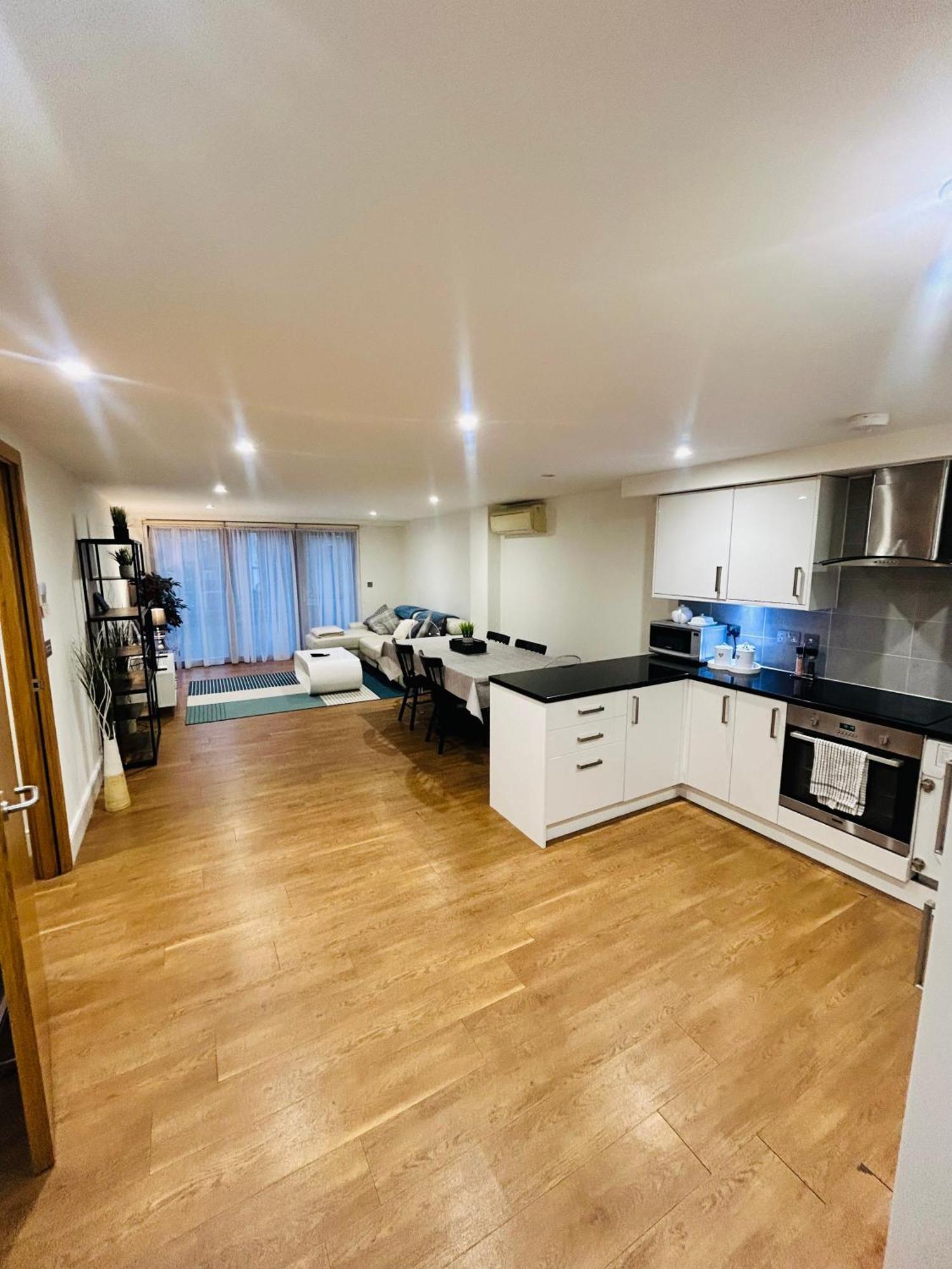 Modern 2 Bed 2 Bath Apartment With Outdoor Space Hyde Park London Exterior photo
